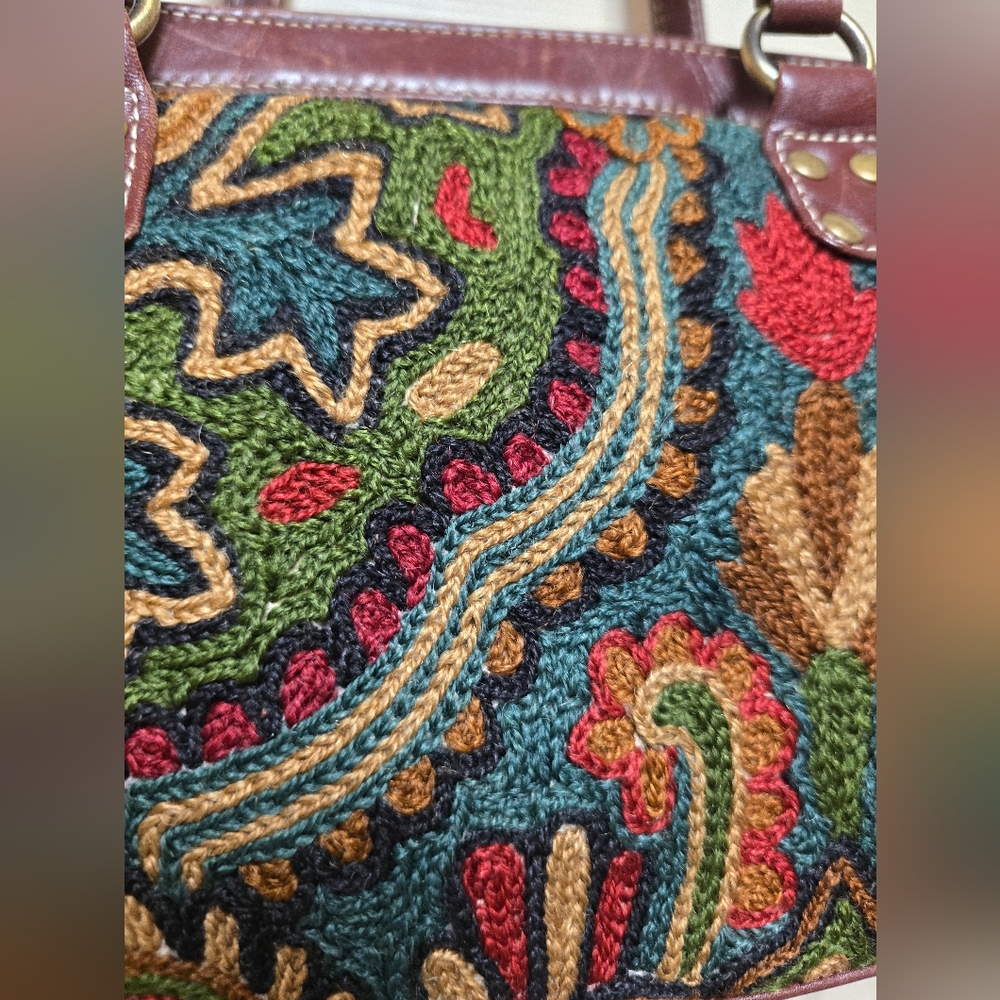 Vintage Isabella Fiore Tapestry Shoulder Bag - Picture 11 of 16